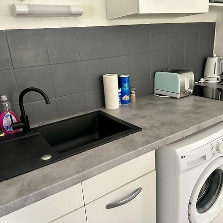 Zen A L Isle Apartment ลีล-ซูร์-ลา-ซอร์ก ภายนอก รูปภาพ