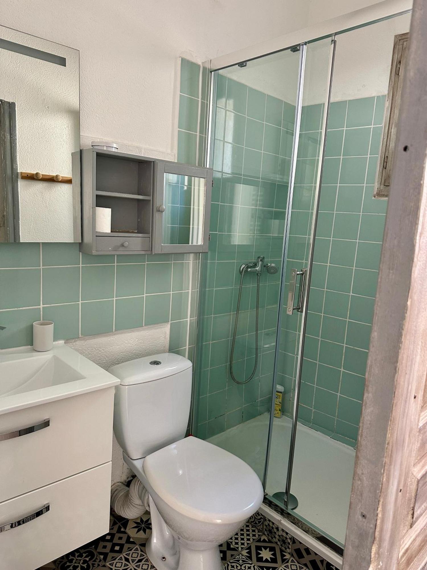 Zen A L Isle Apartment ลีล-ซูร์-ลา-ซอร์ก ภายนอก รูปภาพ